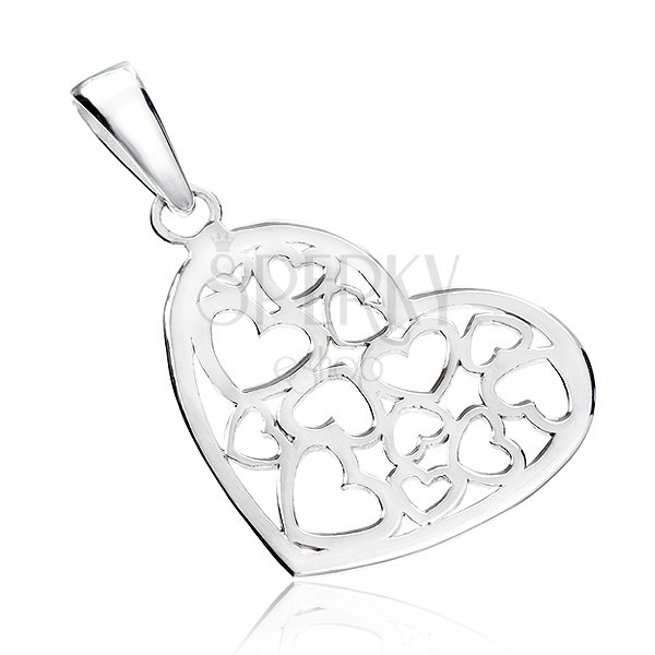 Obesek iz srebra čistine 925 - bleščeče srce z izrezljanim vzorcem