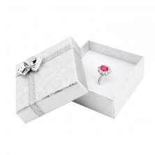 Srebrna darilna škatlica za prstan s cvetličnim vzorcem in pentljo