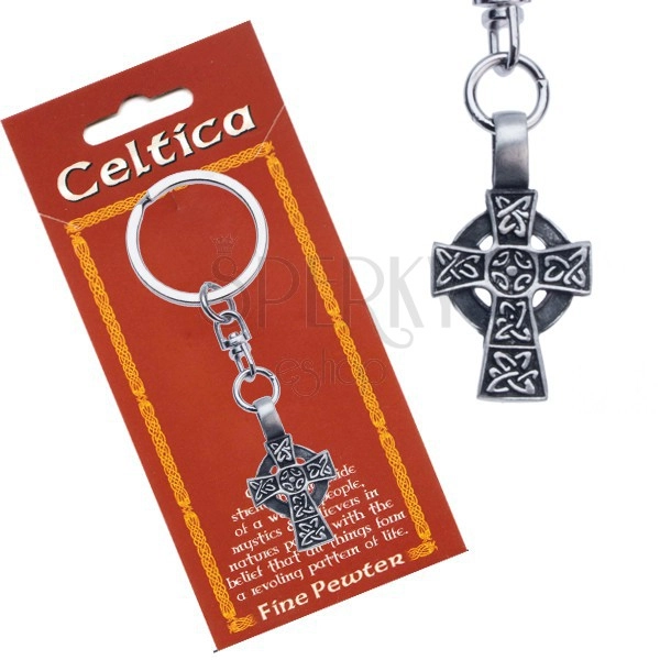 Patiniran obesek za ključe - keltski križ s krogom in okraski