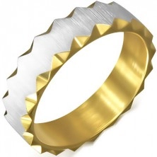 Jeklen prstan v zlati barvi s satenastim pasom in trikotnimi izrezi