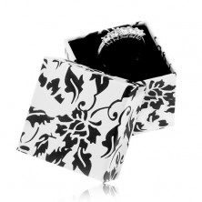 Črno-bela darilna škatlica za prstan z motivom cvetov