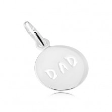 Sijoč ploščat obesek iz srebra 925, okrogla oblika, vgraviran napis ''DAD''