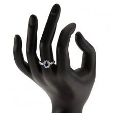 Zaročni prstan iz srebra 925, ovalen temno moder cirkon, prozorna obroba