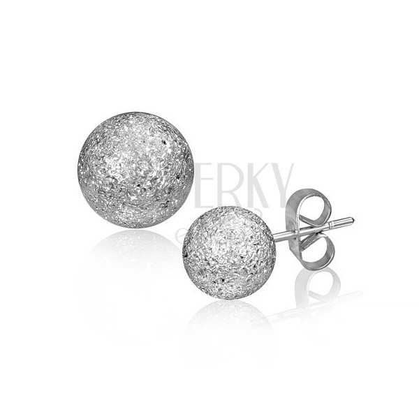 Jekleni uhani - peskana kroglica srebrne barve, 6 mm