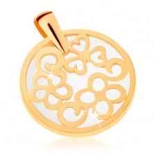 Obesek iz 9K zlata – obris kroga z ornamenti, bisernato ozadje