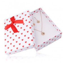 Darilna škatla za verižico ali komplet - rdeča srca, belo ozadje