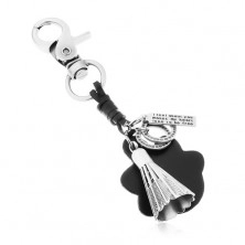 Obesek za ključe v sivi in črni barvi, pernata žogica za badminton, ploščica in obročka