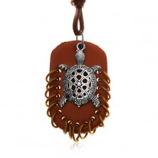 Ogrlica iz umetnega usnja - rjav oval z obročki in želvo