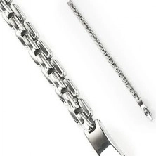 Jeklena zapestnica srebrne barve, sijoča verižica iz oglatih členov