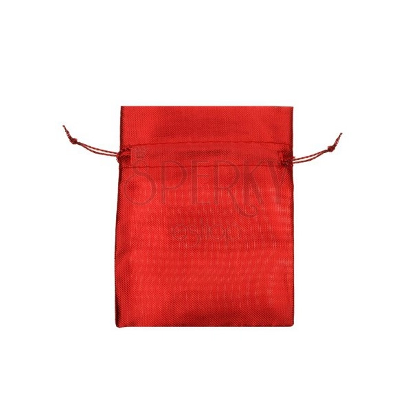 Večja darilna vrečka rdeče barve, sijoča površina, vrvica