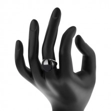Prstan iz srebra 925 z ovalno črno glazuro in sijočimi kraki