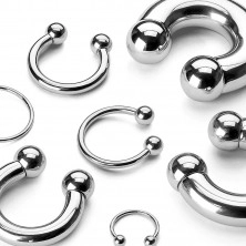 Jeklen piercing – sijoča konjska podkev s kroglicama na obeh straneh, širina 3 mm
