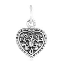 Obesek iz srebra 925 – simetrično srce, okrasen cvet s kroglico, patina
