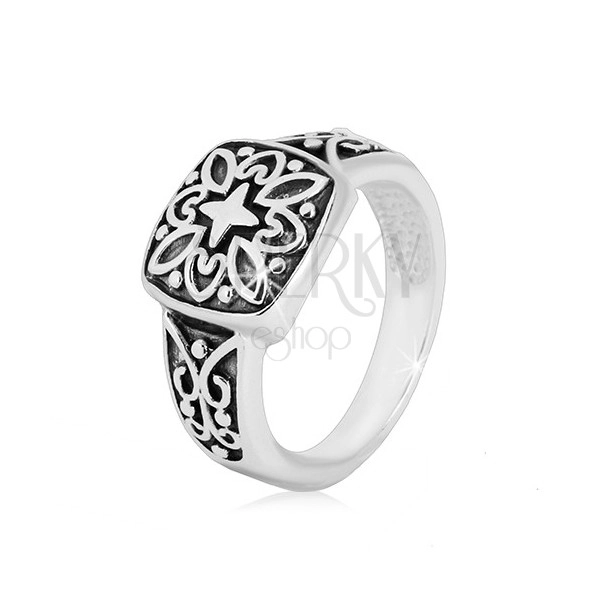 Prstan iz srebra 925 – okrasni kvadrat in ukrivljena kraka s patino