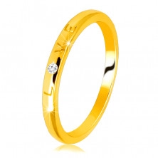 14K diamantni obroček iz rumenega zlata - napis „LOVE“ z briljantom, gladka površina, 1,5 mm 