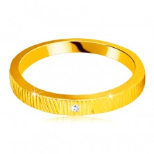 Diamantni prstan iz 14K rumenega zlata - drobni zarezi, prozoren briljant, 1,3 mm
