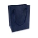 Majhna papirnata darilna vrečka – temno modra, mrežast vzorec, mat