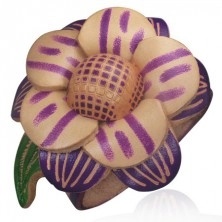 Usnjena zapestnica s cvetlico - vijoličasta barva