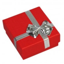 Darilna škatlica za prstane - rdeče barve, pentlja srebrne barve